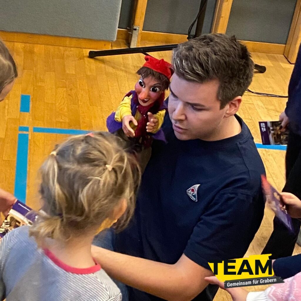 Instagram post from teamgemeinsamfuergrabern. This post is in position 1.